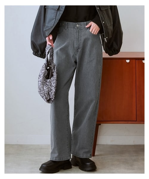 nissen（ニッセン）の「ウエスト裏ゴムボックスストレッチストレートデニムパンツ＜大きいサイズ有＞（パンツ・レディース・ネイビー系/ブルー系/黒系/ライトグレー系/オフホワイト・S/M/L/LL/3L/4L/5L/6L）」の9枚目の写真