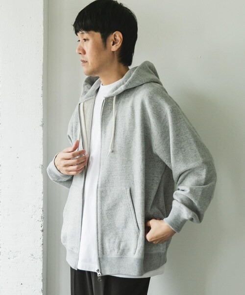 URBAN RESEARCH DOORS(アーバンリサーチドアーズ)の「commpost 反毛裏毛ジップフーディ(パーカー・メンズ・TOP GRAY・M/L/XL)」の6枚目の写真
