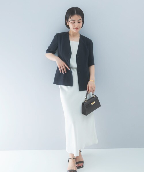 URBAN RESEARCH ROSSO(アーバンリサーチロッソ)の「クールタッチ 防シワ ハーフスリーブジャケット(ノーカラージャケット・レディース・GREIGE/DARK NAVY・Free)」の20枚目の写真