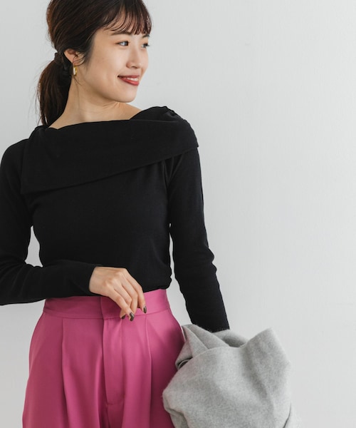 URBAN RESEARCH ROSSO（アーバンリサーチロッソ）の「F by ROSSO　アシメボートネックプルオーバー（Tシャツ/カットソー・レディース・BORDER/OFF WHITE/BLACK・FREE）」の2枚目の写真