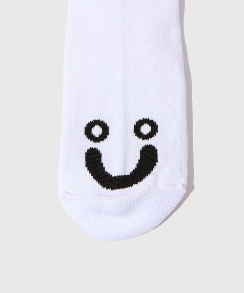 ADAM ET ROPE'（アダムエロペ）の「【POLAR SKATE CO./ポーラー スケートカンパニー】RIB SOCKS HAPPY SAD（ソックス/靴下・メンズ・ブラック/ホワイト・M）」の17枚目の写真