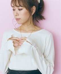 marun | 大きいサイズパール調ボタン付き袖口スリットカットソーmarun(Tシャツ/カットソー)