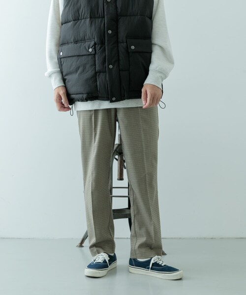 ITEMS URBANRESEARCH(アイテムズ アーバンリサーチ)の「ガンクラブチェック テーパードパンツ(その他パンツ・メンズ・BLK/BEG/BRN・M/L)」の20枚目の写真