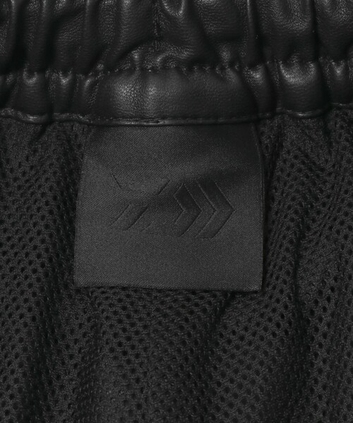 URBAN RESEARCH(アーバンリサーチ)の「DAIWA PIER39 TECH SYNTHETIC SKIN WINDBREAKER PANTS(その他パンツ・メンズ・BLACK・M/L/XL)」の10枚目の写真