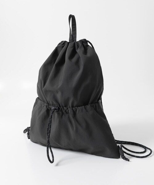 SMELLY（スメリー）の「ドロストポケットナップサック（バックパック/リュック・レディース・BLK/GRY・-）」の13枚目の写真