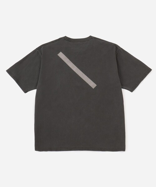 Saturdays NYC(サタデーズ ニューヨークシティ )の「Slash Pigment Relax SS Tee(Tシャツ/カットソー・レディース・ブラック/オフホワイト/オリーブ・L/M/S/XL/XS/XXL)」の15枚目の写真