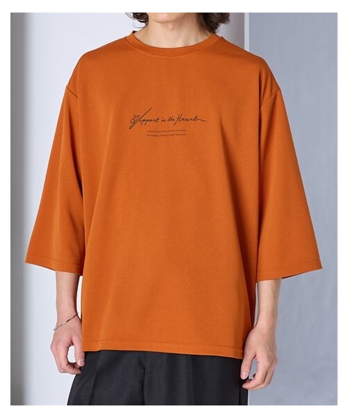 nissen（ニッセン）の「オーバーサイズロゴプリント7分袖Tシャツ【大きいサイズ有】（Tシャツ/カットソー・メンズ・オフホワイト/モカ/ダークオレンジ/ダークブルー/黒・M/L/LL/3L/4L/5L/6L/8L/10L）」の5枚目の写真