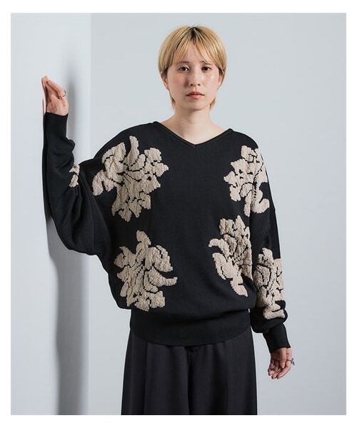 羽生結弦　notte stellata　 2024 　裏起毛パーカー nissen（ニッセン）の「花柄ジャガード編みゆったりドルマン調