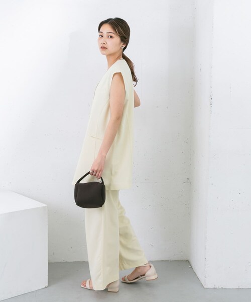 KBF（ケイビーエフ）の「ラウンドノーカラージレ（テーラードジャケット・レディース・YELLOW/IVORY/GREIGE・one）」の16枚目の写真