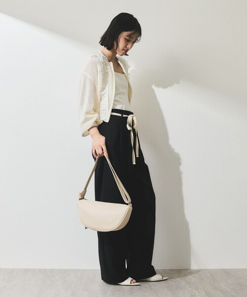 ADAM ET ROPE'(アダムエロペ)の「【WEB限定】・【サステナブル】ムスビショルダーバッグ(ショルダーバッグ・レディース・ブラック/オフホワイト/カーキ・F)」の8枚目の写真