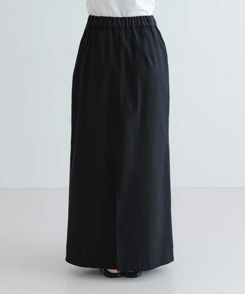 URBAN RESEARCH（アーバンリサーチ）の「『2サイズ展開』リネン混ロングスカート（スカート・レディース・BLACK/SAND BEIGE・36/38）」の18枚目の写真
