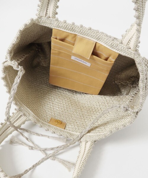 かぐれ（カグレ）の「Antonello Tedde　CELVIA（トートバッグ・レディース・Gold・One）」の4枚目の写真