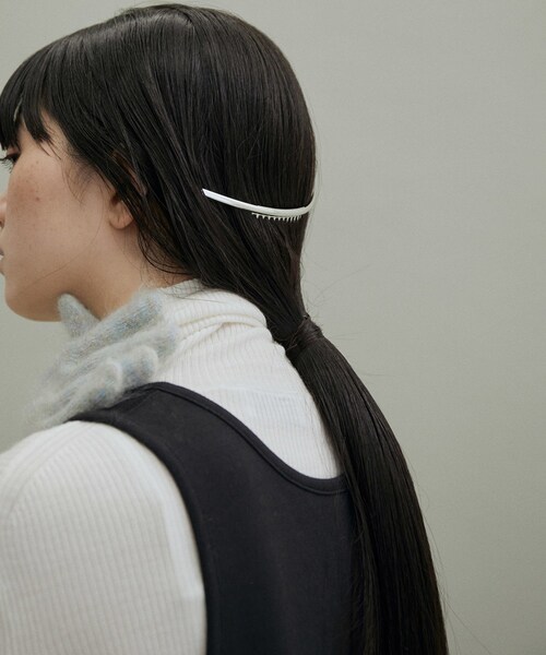 ADAM ET ROPE'（アダムエロペ）の「メタリックバーコーム（バレッタ/ヘアクリップ・レディース・ゴールド/シルバー・F）」の8枚目の写真