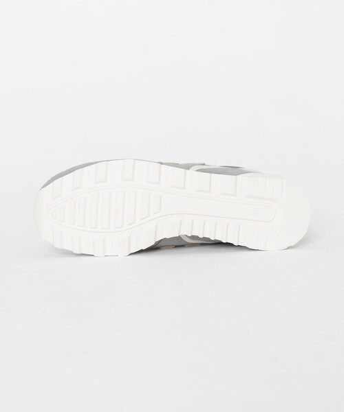 URBAN RESEARCH Sonny Label（アーバンリサーチサニーレーベル）の「NEW BALANCE　W996（スニーカー・レディース・GRAY・23/23.5/24/24.5）」の7枚目の写真