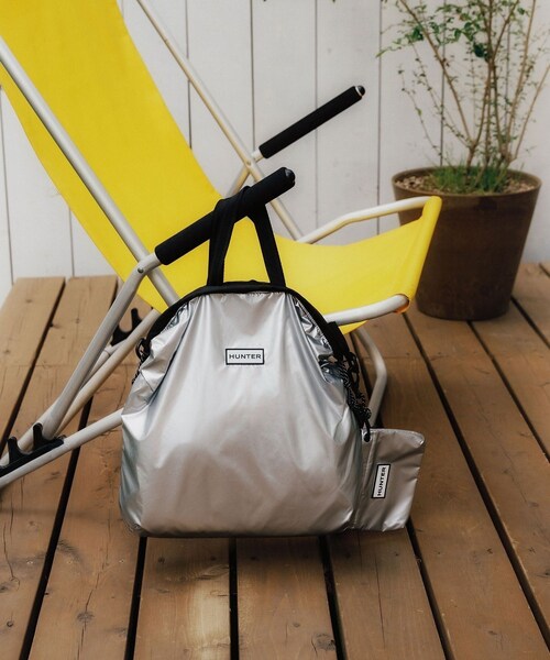 ADAM ET ROPE'(アダムエロペ)の「【HUNTER for ADAM ET ROPE'】別注 TRAVEL MULTI FUNCTION TOTE(トートバッグ・レディース・シルバー・F)」の9枚目の写真