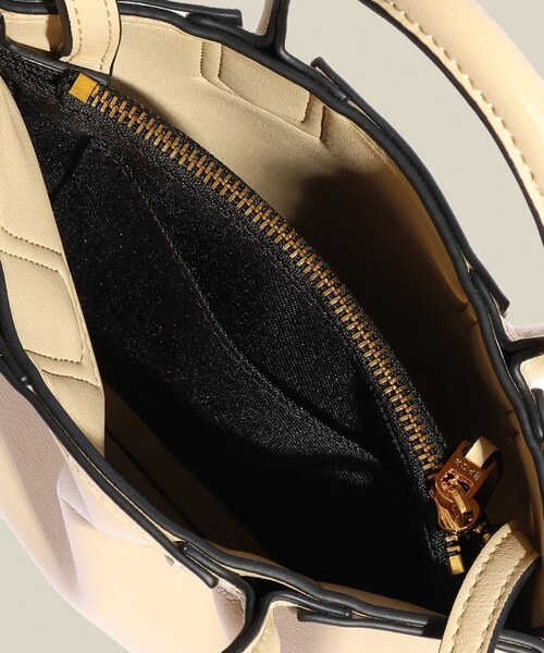 ROPE'（ロペ）の「【E'POR】【WEB限定】Ree BAG Mini/超軽量・26SS（ショルダーバッグ・レディース・ブラック/ライトグレー/ベージュ/グリーン系/ラベンダー/クリーム系・F）」の22枚目の写真