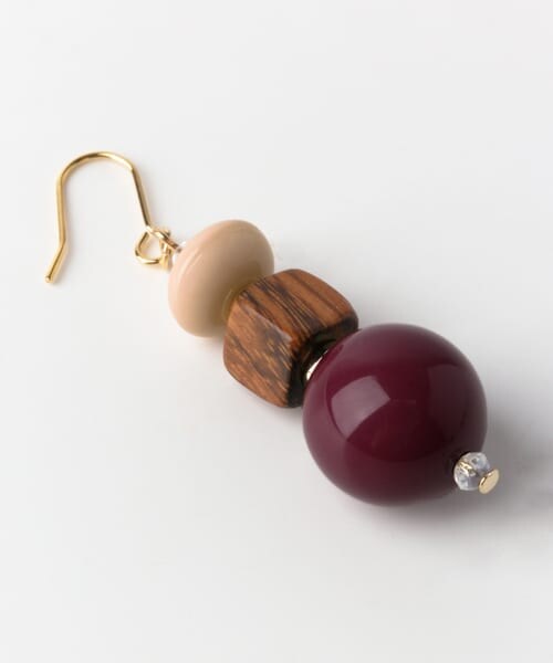 URBAN RESEARCH Sonny Label（アーバンリサーチサニーレーベル）の「ヴィンテージ異素材MIXピアス（ピアス（両耳用）・レディース・グレージュ/ネイビー/ワイン・one/One）」の7枚目の写真