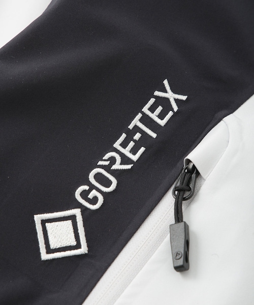 ADAM ET ROPE'（アダムエロペ）の「【BAL/バル】MARMOT GORET-EX LIGHT SPEED JACKET（マウンテンパーカー・メンズ・ライトグレー・3/4）」の10枚目の写真