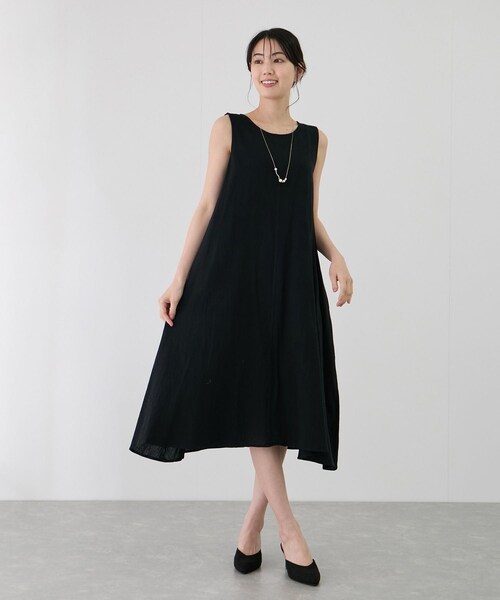 Jayro（ジャイロ）の「Aラインノースリーブワンピース（ワンピース・レディース・ブラック/ベージュ/グリーン/ターコイズ/レッド/カラシ系・F）」の2枚目の写真