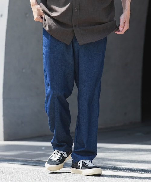 ITEMS URBANRESEARCH（アイテムズ アーバンリサーチ）の「LIGHT&FLEX サマーデニムパンツ（デニムパンツ・メンズ・L.BLUE/NAVY/INDIGO・M/L）」の2枚目の写真