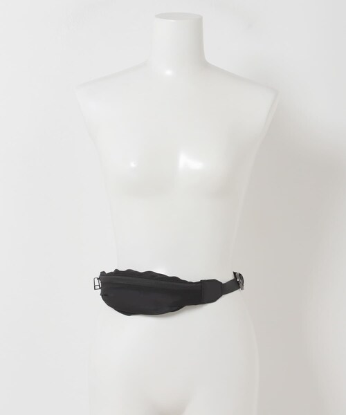 URBAN RESEARCH（アーバンリサーチ）の「Teya　ACTIVE BELT BAG（ボディバッグ/ウエストポーチ・レディース・BLACK・-）」の5枚目の写真