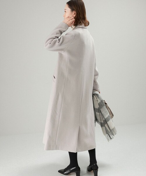 URBAN RESEARCH ROSSO（アーバンリサーチロッソ）の「セミダブルロングチェスターコート（チェスターコート・レディース・CAMEL/L/GRAY/BLUE・36/38）」の7枚目の写真