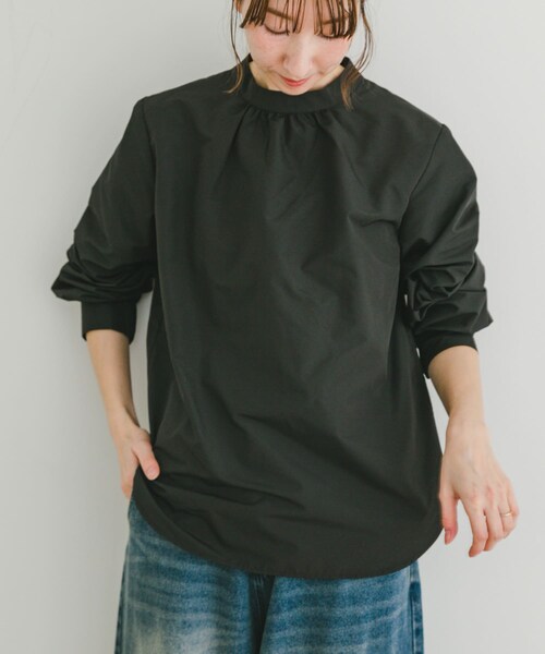 ITEMS URBANRESEARCH（アイテムズ アーバンリサーチ）の「ハイネックブラウス（シャツ/ブラウス・レディース・SRP/BLK/OFF・FREE）」の14枚目の写真