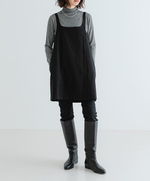URBAN RESEARCH(アーバンリサーチ)の「スクエアネックミニジャンパーワンピース(ワンピース・レディース・BLACK/CHARCOAL・FREE)」の6枚目の写真