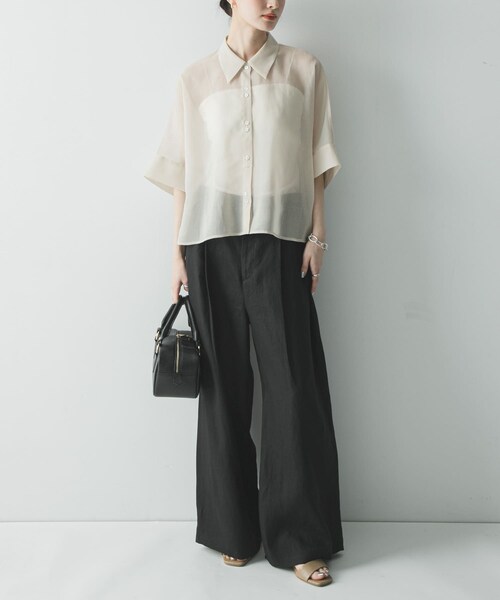 URBAN RESEARCH（アーバンリサーチ）の「『3サイズ展開』リネンイージーワイドスラックス（その他パンツ・レディース・OFF WHITE/BLACK/AMBER・36/38/40）」の18枚目の写真