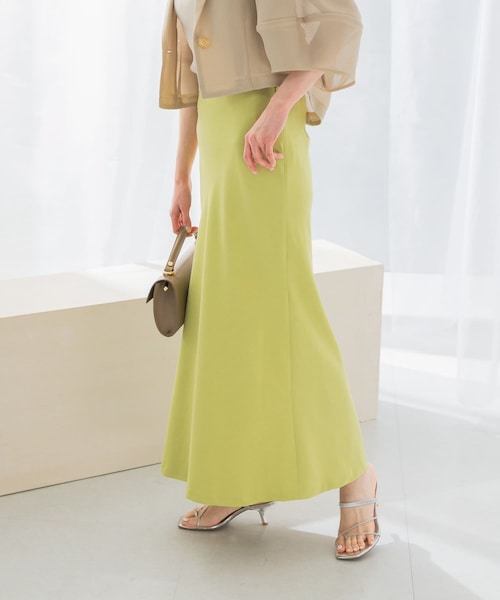 URBAN RESEARCH ROSSO（アーバンリサーチロッソ）の「接触冷感リネン混バイヤススカート（スカート・レディース・CHARCOAL/OFF/LIME・36/38）」の3枚目の写真