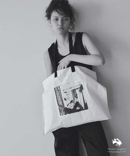 ADAM ET ROPE'（アダムエロペ）の「【AUDREY HEPBURN COLLECTION BY JUN】フォトプリント トートバッグ（トートバッグ・レディース・ホワイト/ホワイト系・F）」の14枚目の写真