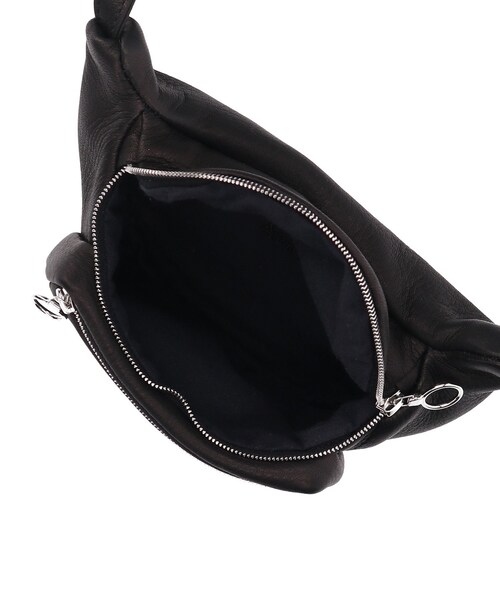 ADAM ET ROPE'（アダムエロペ）の「【Aeta】WAIST POUCH：S（ボディバッグ/ウエストポーチ・メンズ・ブラック・F）」の8枚目の写真