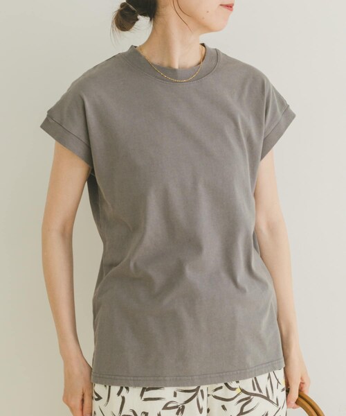 ITEMS URBANRESEARCH（アイテムズ アーバンリサーチ）の「ピグメントフレンチTシャツ（Tシャツ/カットソー・レディース・CML/GRY/BLK・FREE）」の2枚目の写真