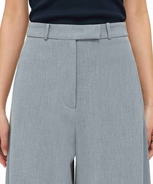 URBAN RESEARCH（アーバンリサーチ）の「STUDIO DOE　cocoon wide leg suit pants（その他パンツ・レディース・GREY・S/M）」の3枚目の写真