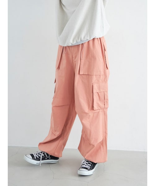 Ungrid（アングリッド）の「リップストップミリタリーボリュームパンツ（カーゴパンツ・レディース・オフホワイト/ピンク/カーキ・F）」の9枚目の写真