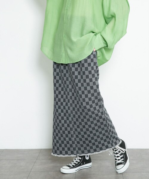 KBF（ケイビーエフ）の「チェッカーパターンデニムスカート（デニムスカート・レディース・BLUE/GRAY/BLACK・one）」の12枚目の写真