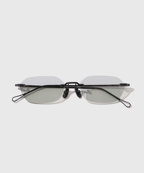 ADAM ET ROPE'（アダムエロペ）の「【A.D.S.R./エーディーエスアール】VATH（サングラス・メンズ・ブラック/シルバー・F）」の3枚目の写真