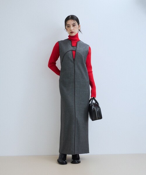 ADAM ET ROPE'(アダムエロペ)の「【WEB限定】・【定番】エコベロRIBタートル(ニット/セーター・レディース・ブラック/オフホワイト/ダークブラウン/ブルー系/レッド・F)」の16枚目の写真