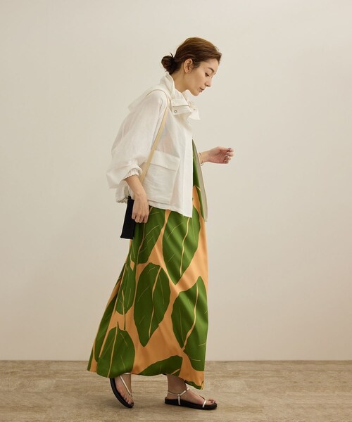 ROPE'(ロペ)の「【洗える】ビスコースリネン ライトマウンテンパーカー/一部セットアップ対応(ブルゾン・レディース・オフホワイト/ネイビー・36/38)」の11枚目の写真