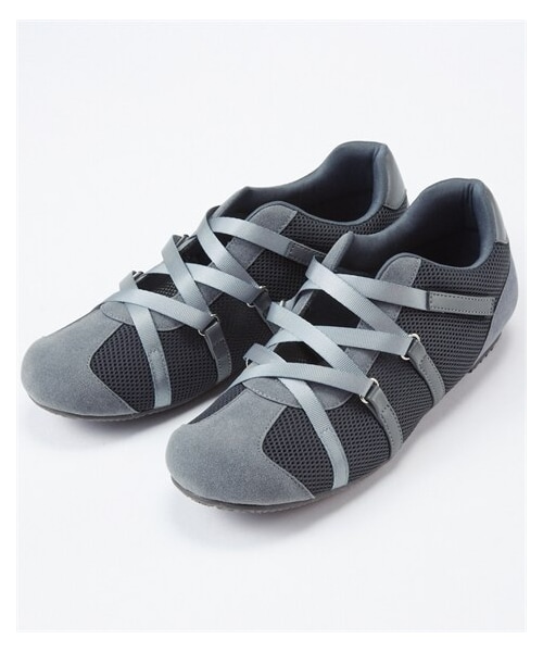 nissen（ニッセン）の「【ゆったり幅広】痛いところにやさしいベルトデザインメッシュシューズ（ワイズ４E）（その他シューズ・メンズ・黒/グレー/ベージュ・M=23.0~23.5cm/4E/L=24.0~24.5cm/4E/LL=25.0~25.5cm/4E/3L=26.0~26.5cm/4E）」の2枚目の写真