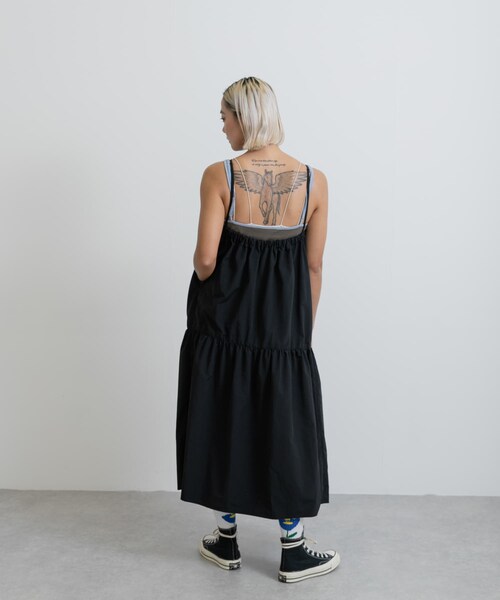 THE GOODLAND MARKET(ザグッドランドマーケット)の「『別注』MIDIUMISOLID×TGM RE-Volume camisole one-piece(ワンピース・レディース・GRAY/GREIGE/BLACK・one)」の8枚目の写真