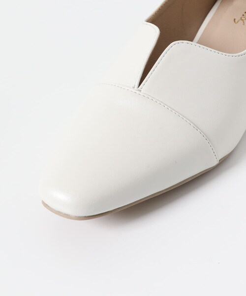 URBAN RESEARCH Sonny Label（アーバンリサーチサニーレーベル）の「Vカットローヒールパンプス（パンプス・レディース・ブラック/アイボリー/シルバー・S/M/L）」の11枚目の写真