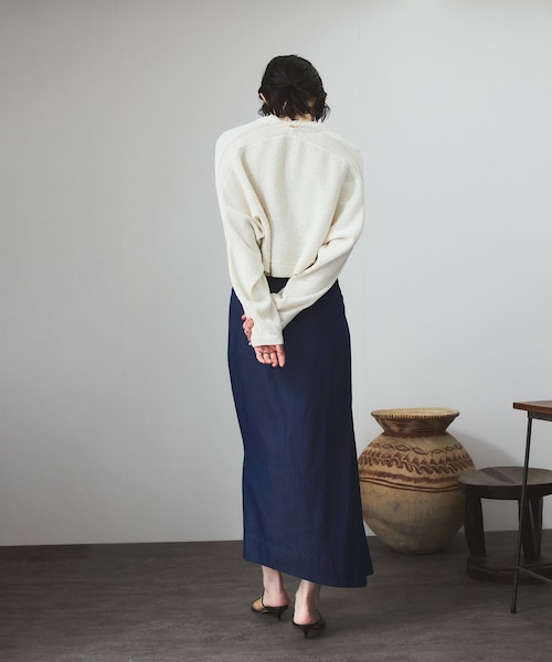 ADAM ET ROPE'（アダムエロペ）の「【セットアップ対応】デニムアシンメトリードレープスカート（デニムスカート・レディース・ネイビー・M/S）」の6枚目の写真