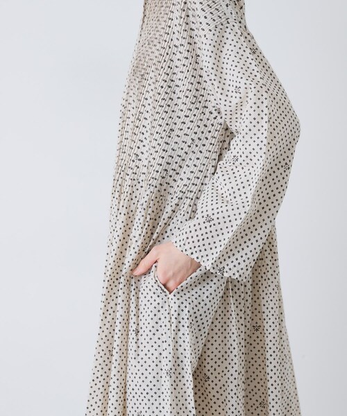 かぐれ（カグレ）の「maison de soil　BLOCK PRINT SHIRTS DRESS（ワンピース・レディース・LT BEIGE・2）」の13枚目の写真