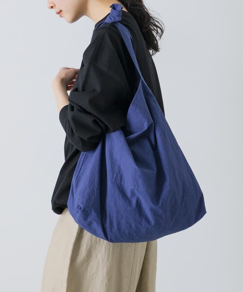かぐれ（カグレ）の「コットンショルダーバッグ（ショルダーバッグ・レディース・GRAY/BLUE/RED・Free）」の2枚目の写真