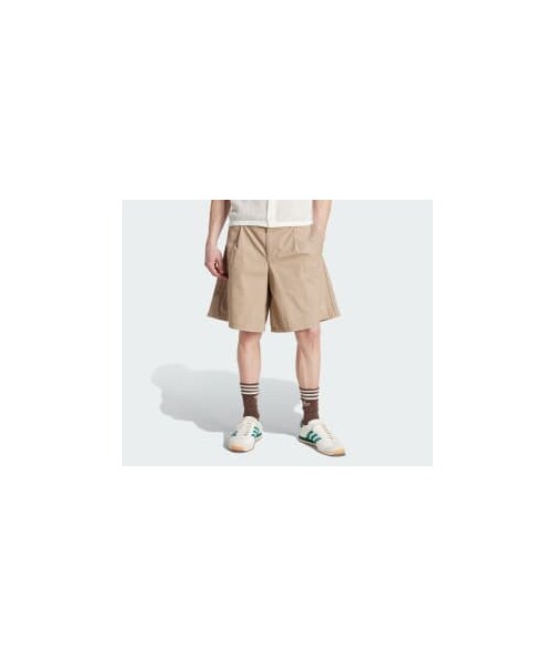 adidas(アディダス)の「アディダス オリジナルス ワイドレッグ バミューダショーツ(パンツ・メンズ・グリーン・23/24/25/26/27/28/29/30/31/32/33/34/35/36/37/38/39/40/41)」の1枚目の写真