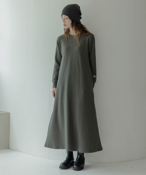 URBAN RESEARCH Sonny Label（アーバンリサーチサニーレーベル）の「『別注』Champion×Sonny Label　裏毛スウェットテントワンピース（ワンピース・レディース・オフブラック/ブラック/グレー・S/FREE）」の8枚目の写真