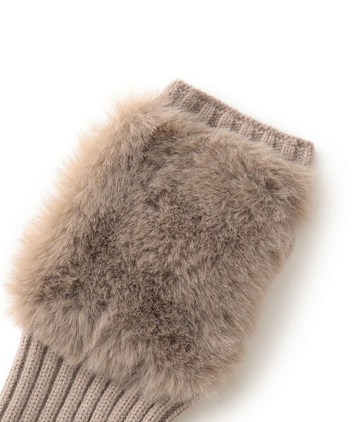 VIS（ビス）の「フィンガーレスファーアームウォーマー（手袋・レディース・キナリ/ベージュ・F）」の15枚目の写真