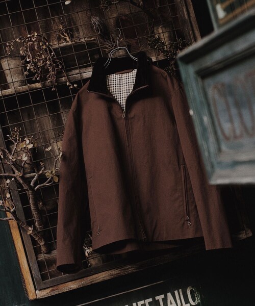 ADAM ET ROPE'(アダムエロペ)の「COATING PRINT TRACK JACKET(その他アウター・メンズ・ダークブラウン・L/M/S)」の4枚目の写真