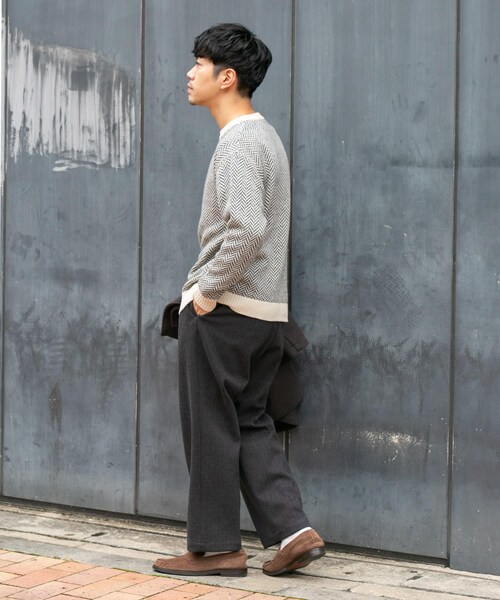 URBAN RESEARCH ROSSO（アーバンリサーチロッソ）の「『XLサイズあり』ヘリンボーン柄クルーネックニット（ニット/セーター・メンズ・IVORY/BLACK/GREIGE/NAVY/GRAY・S/M/L/XL）」の11枚目の写真